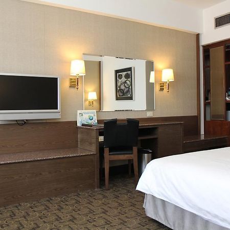 Pleasant Hotels International Таоюань Экстерьер фото