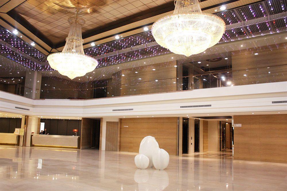 Pleasant Hotels International Таоюань Экстерьер фото