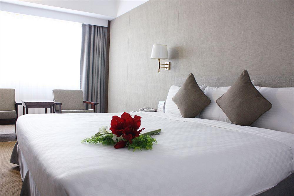 Pleasant Hotels International Таоюань Экстерьер фото