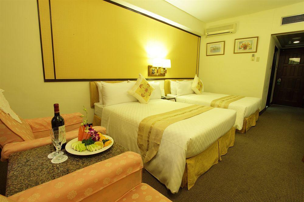 Pleasant Hotels International Таоюань Экстерьер фото