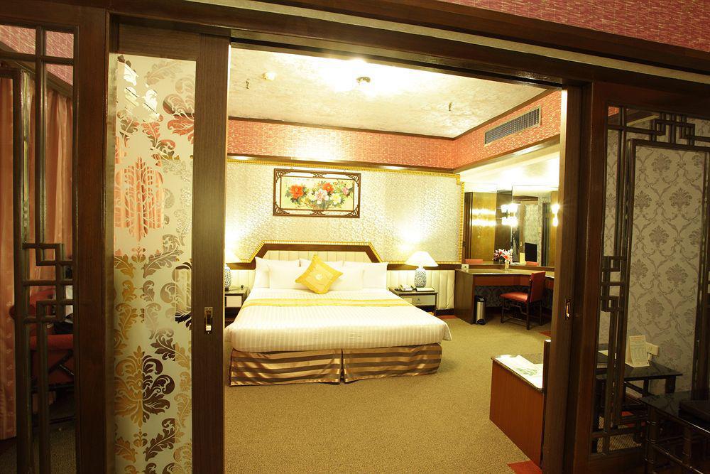 Pleasant Hotels International Таоюань Экстерьер фото